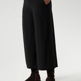 Cropped pants with pockets, these pull-on trousers are made in Australia by women's clothing brand, Leina & Fleur - sizes range from 8-24. Bradley Pants now available in 2 heights.