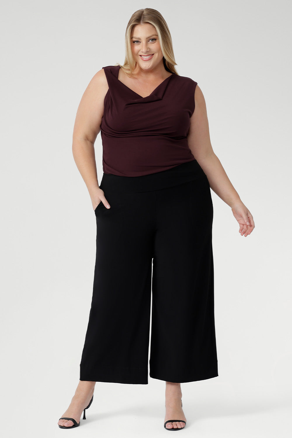 Crafted from our premium heavy-weight dry-touch stretch jersey, the Bradley Culotte blends comfort and modern style in one versatile piece. With a double-layer waistband, side pockets, and extra-wide cropped legs.