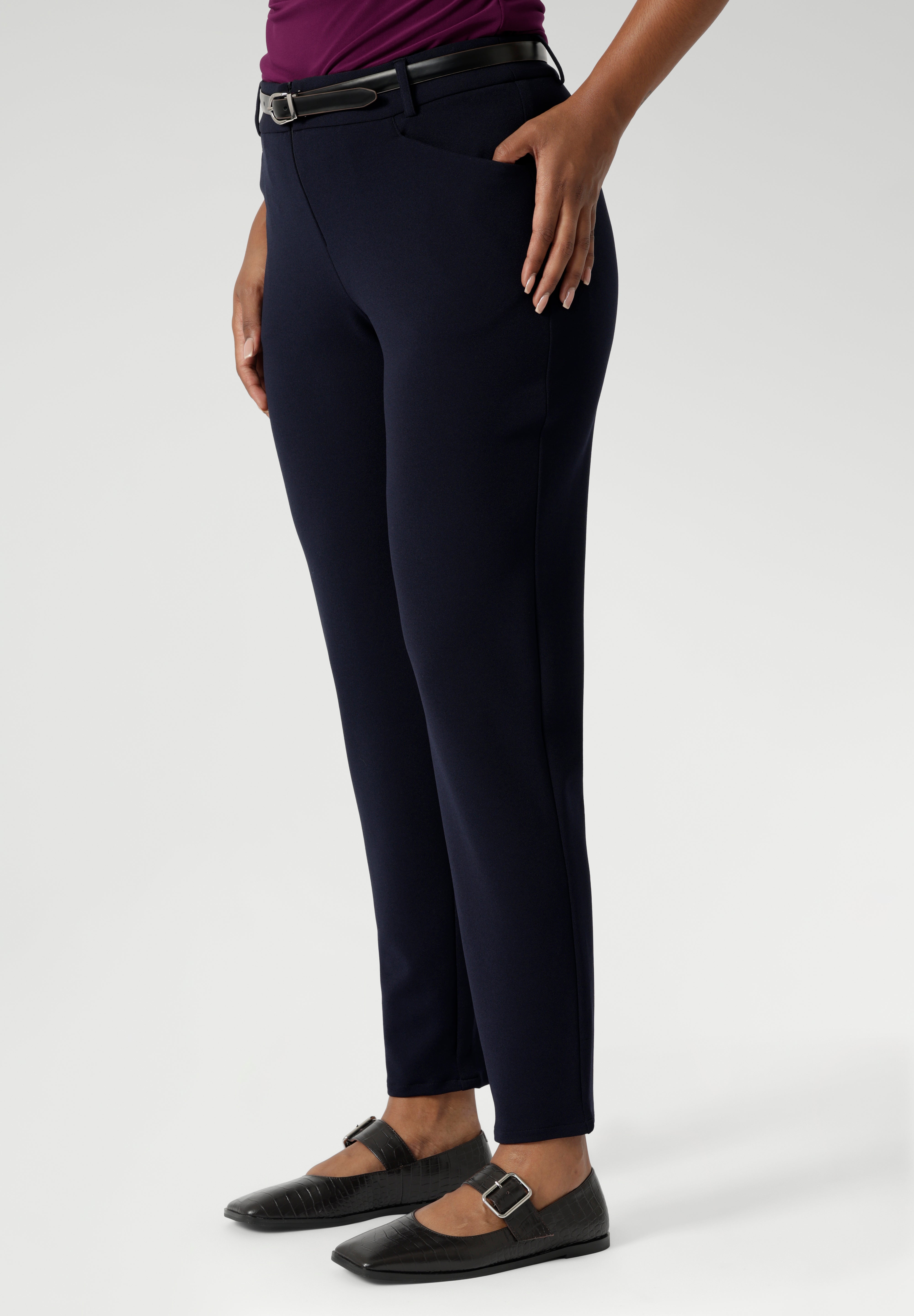 The tapered legs provide a sleek silhouette, and the ankle-length design adds a trendy, contemporary edge. Avaiable in sizes 8-24.