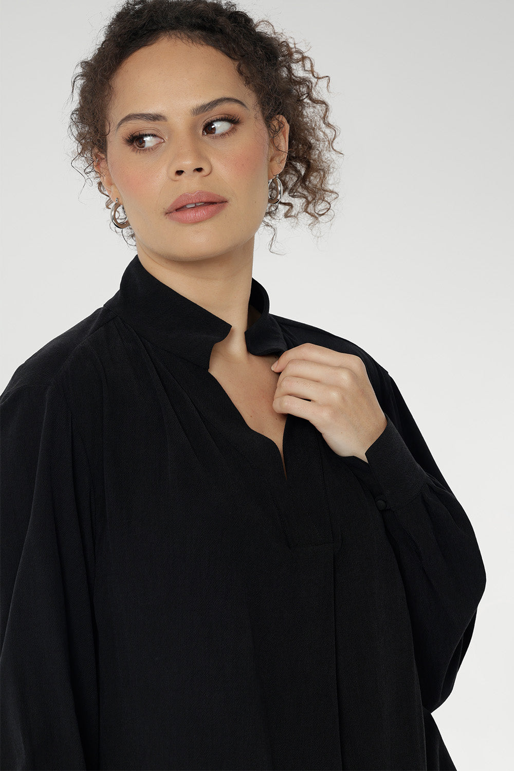 Made in Australia woven shirt in soft and breathable tencel. With cuff detail and collared neckline. Made in Australia for women size 8-24