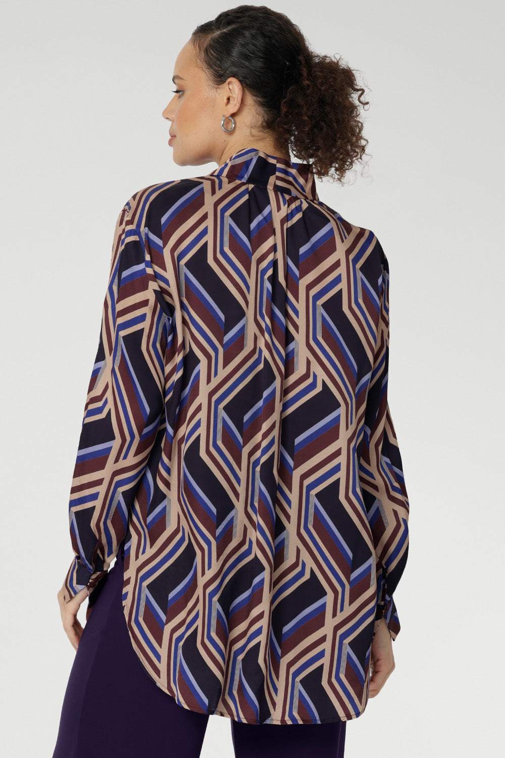 Ellis features an oversized fit that drapes beautifully and can be worn loose or styled with a front tuck for a more defined shape.