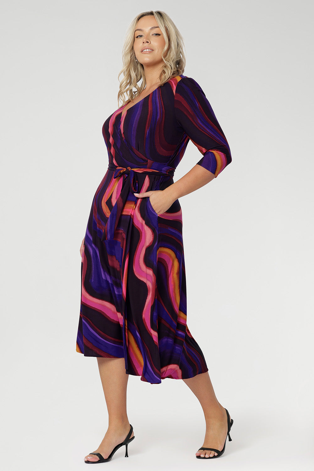 Designed for versatility, the Fiona Wrap Dress transitions effortlessly from workdays to weekends, making it a go-to for women seeking flattering, feminine silhouettes with everyday ease.