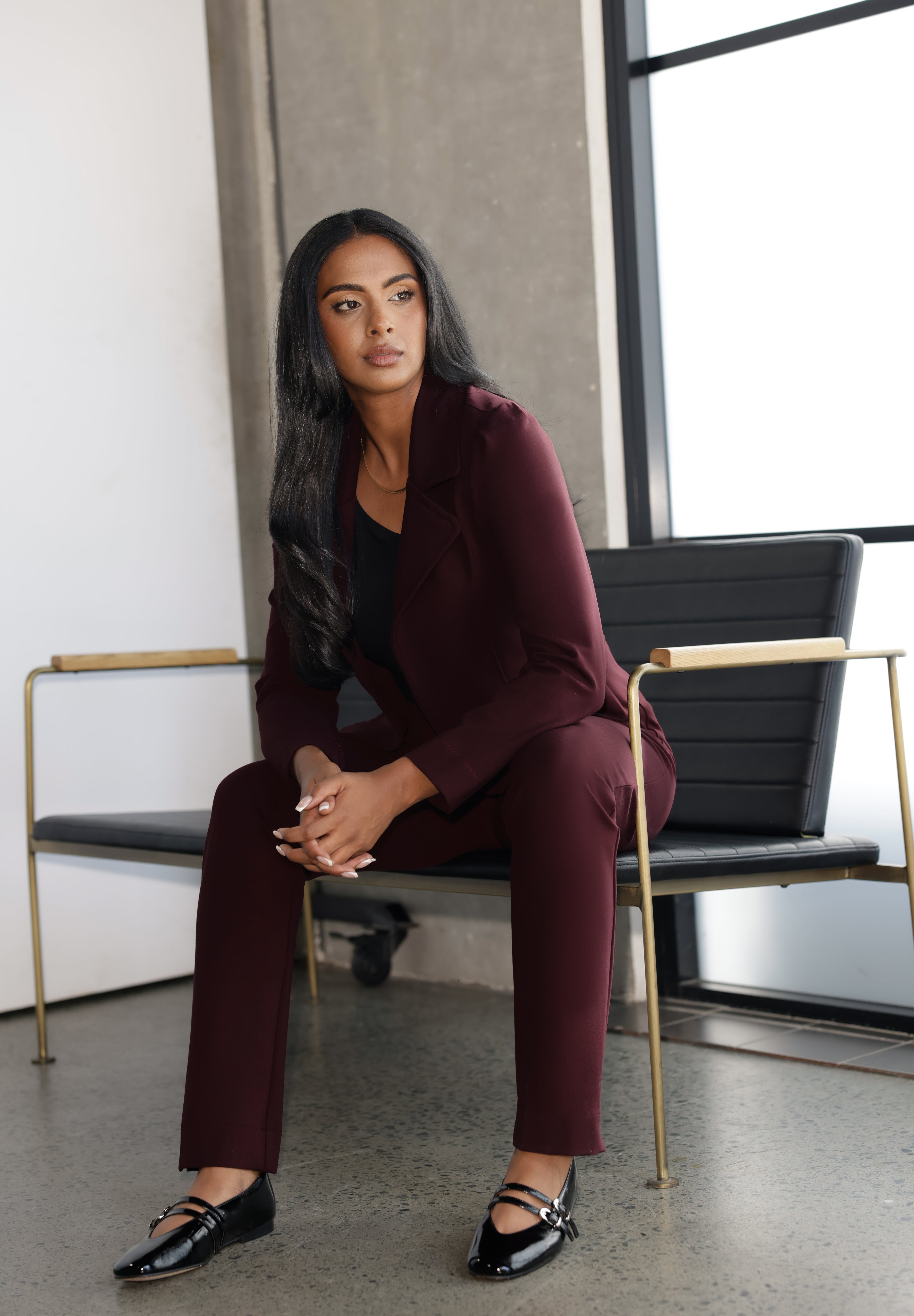 The Garcia Jacket in Burgundy is a modern cropped trench with a tailored, open-front design. Made from firm-stretch fabric, it’s an effortless layering piece for off-duty or workwear looks. Garcia features an open fronted jacket with collar and notch lapels with topstitch details. Double layer jacket is tailored with front panels and back darts. Proudly made in Australia in sizes 8-24.