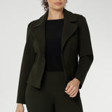 Crafted from premium dry-touch Ponte jersey fabric with firm stretch, this tailored, open-front jacket delivers both structure and comfort, making it an ideal layering piece for work, weekends, or travel.