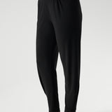 Shop these comfy black for your travel and capsule wardrobe now. Available in sizes 8-24.