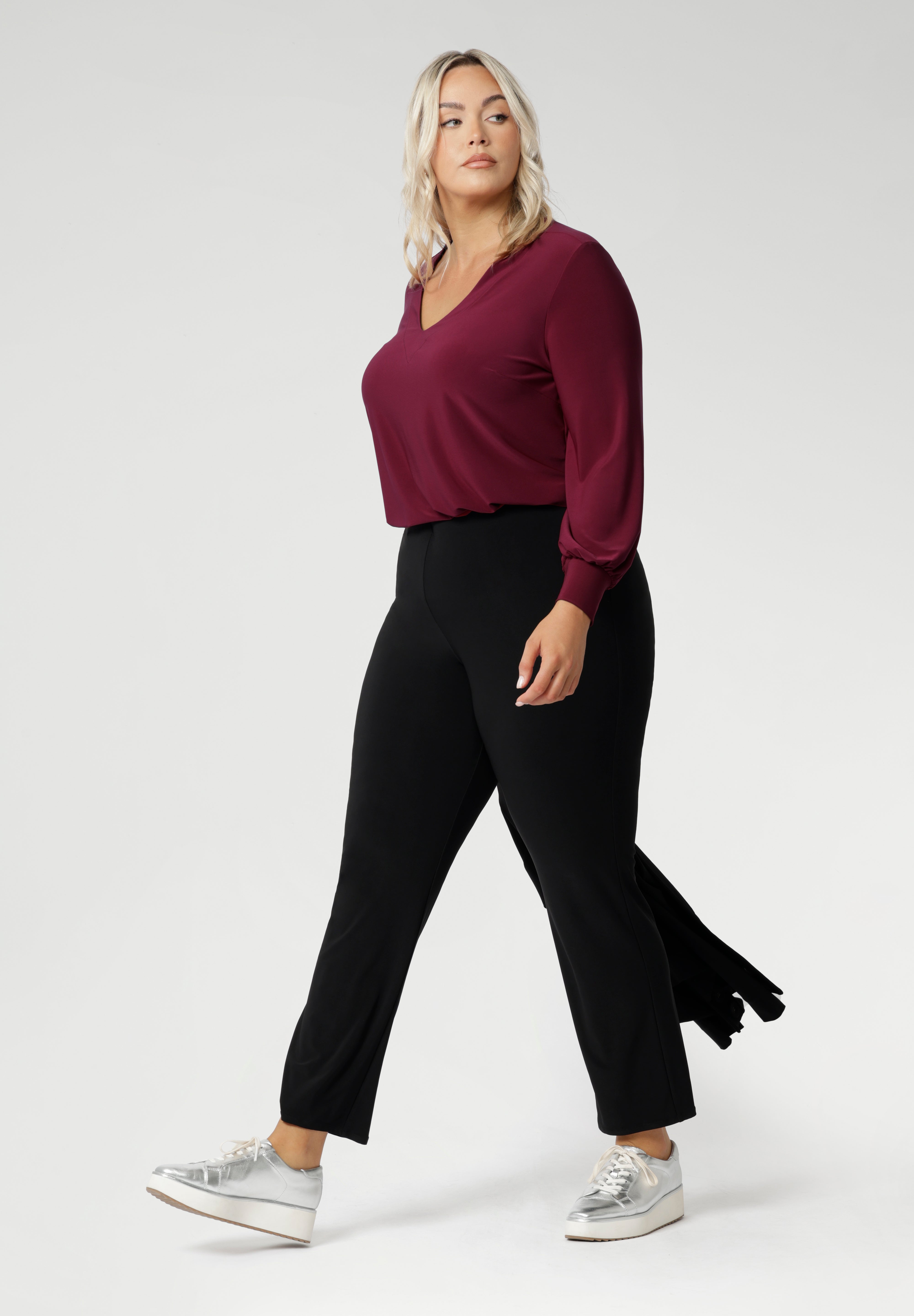 These pants can easily be dressed up with a blouse and heels for an elevated look, or dressed down with a casual top and sneakers for effortless comfort. Australian made dry touch jersey fabric provides comfort in the work place and busy days.
