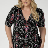 Kodi Top with Elbow Sleeve in Subtle Paisley