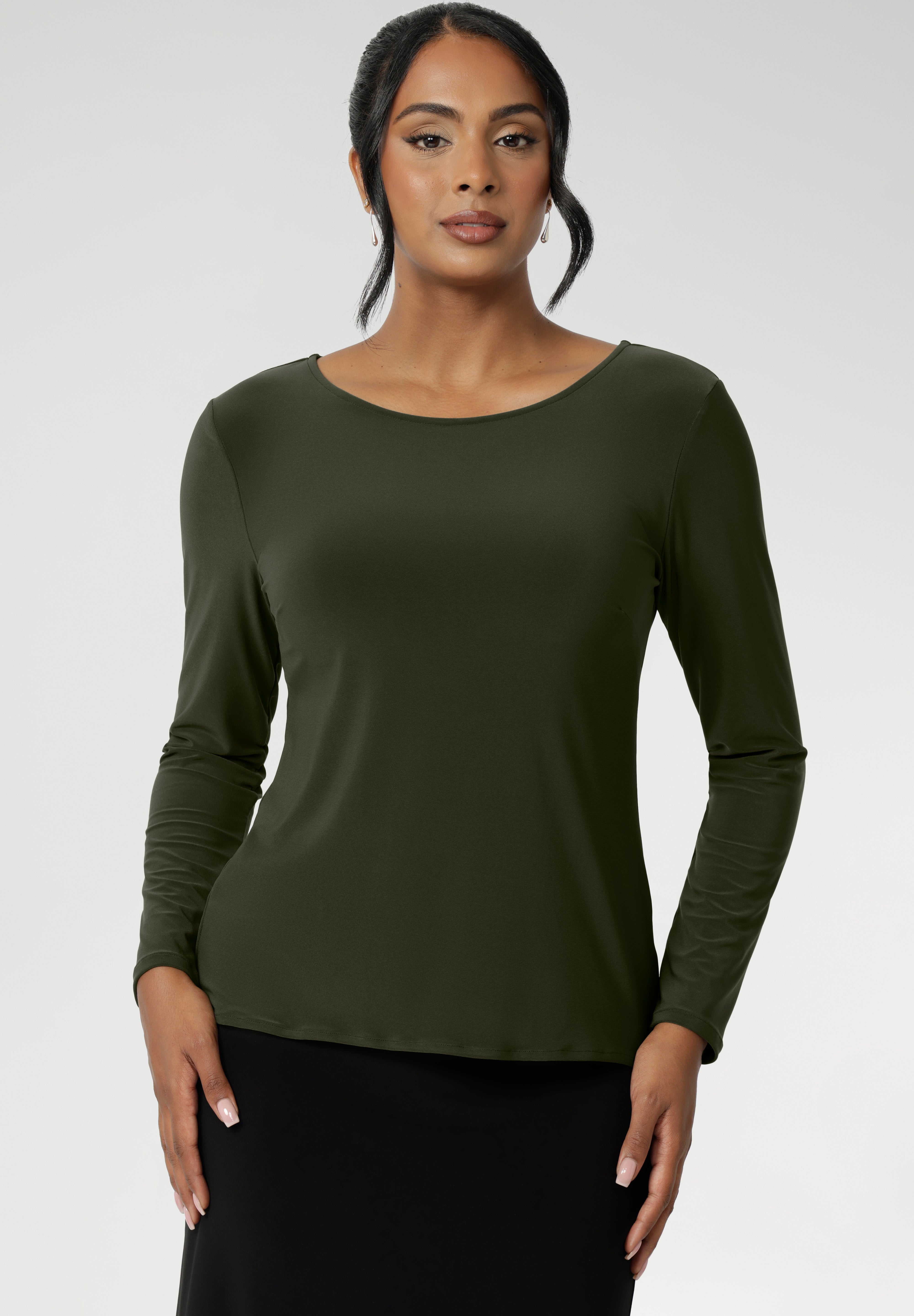The Mason Top in Bracken will quickly become your go-to piece for effortless style. Perfect top for Autumn layering as the weather cools. With its chic boat neckline and clean, streamlined design, tCrafted from dry-touch jersey fabric. Available in size 8-24. Easily pairs with many jacket & coat separates offered T Leina & Fleur.