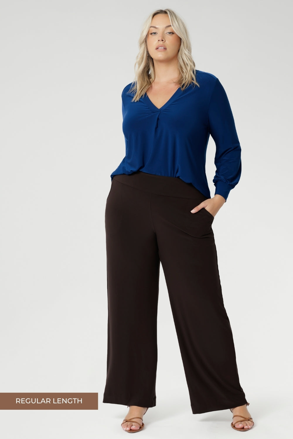 Our best-selling Monroe Pant is crafted from a luxe jersey fabric that drapes beautifully and offers all-day comfort. It pairs perfectly with other pieces from our fluid suiting collection.
