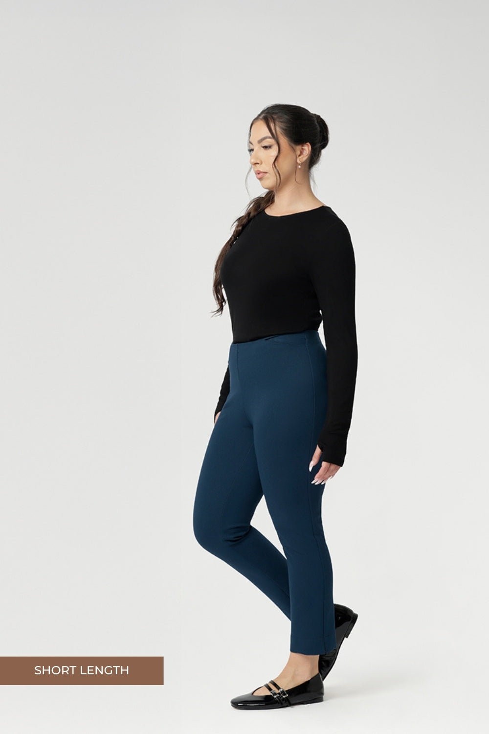 Designed for the woman on the go, the Paxton Pant pairs seamlessly with L+F separates and the Garcia Jackets for a coordinated, polished look. Petite Height model wears size 1- short length pant and black workwear top.