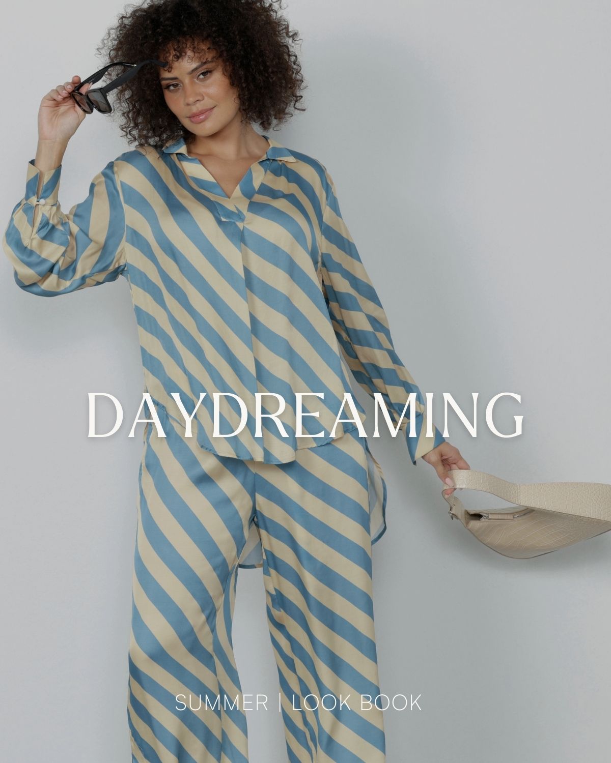 DAYDREAMING - SUMMER LOOK BOOK