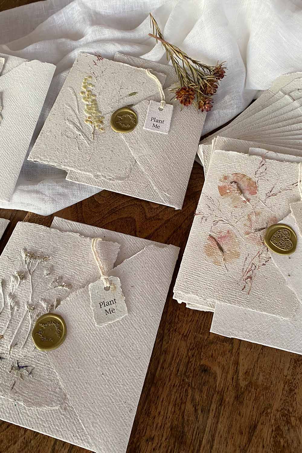 Handmade paper cards that are environmentally friendly. Beautiful and rustic flower design.