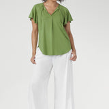  The fresh Apple shade brings a crisp, modern pop of colour with a quietly refined feel. Wear with tailored pants or relaxed culottes for an easy, coordinated look. Made in Australia with integrity.