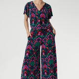 Crease-resistant and easy to care for, the Bowie Top is proudly designed and made in Australia and is available in inclusive sizes 8 to 24. Pair the printed Bowie Top with the Dany Culotte in Garden Fantasia to create faux jumpsuit look.