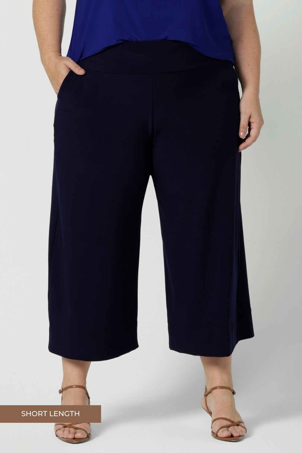 Back-to-work pants that feature wide leg, pull on style and shorter length. Australian made and created for petite height women. Clothing brand Leina & Fleur stock these workwear pants in sizes 8-24. Currently available in both regular & short lengths.