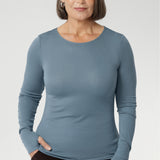 Stay effortlessly stylish through the cooler months with this luxuriously soft knit top, crafted from a premium Tencel wool blend. Designed for comfort and versatility, it features a flattering close-to-body fit that moves with you, thanks to its generous stretch and breathable finish. 