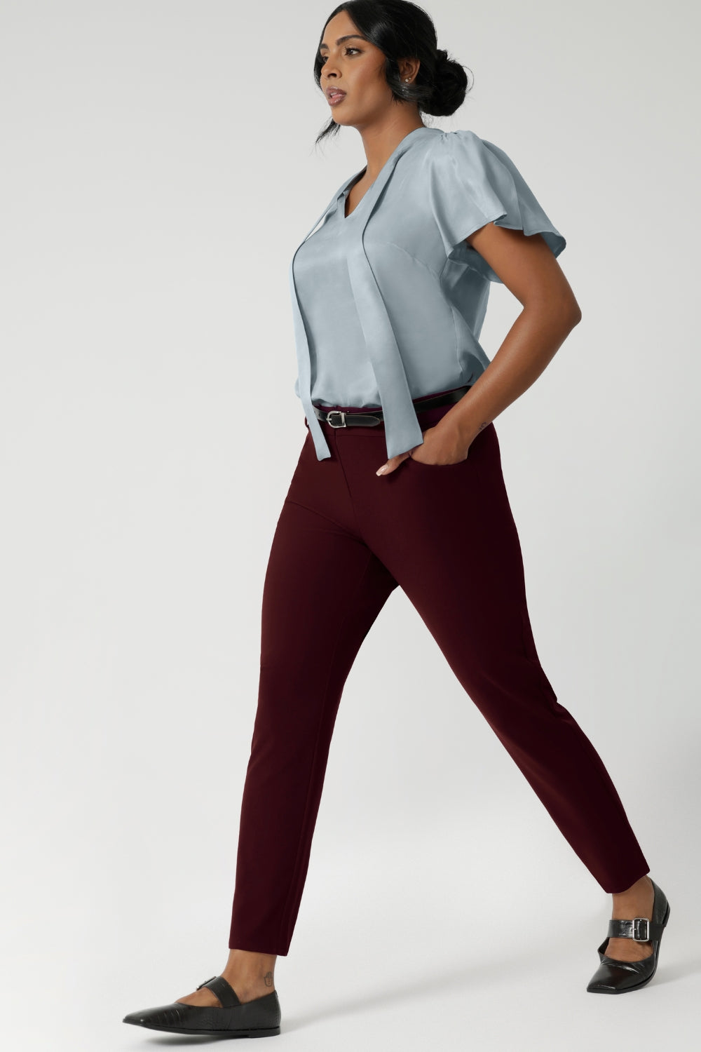 These women’s workwear pants in a rich wine colour are crafted from a luxe Scuba Crepe Jersey fabric, providing a soft textured feel with full body stretch for ultimate comfort and flexibility. Woman's tapered leg pants are a perfect workwear piece to any wardrobe for effortless style and flattering fit. Shop soft suiting collection from sizes 8-24.