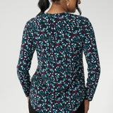 The Dakota jersey collection is a celebration of comfort, colour, and easy elegance—designed for everyday wear and perfect for layering through the cooler seasons. With a relaxed yet refined shape, each piece in the collection is cut from soft jersey fabric that moves with you, offering effortless style from morning to evening.