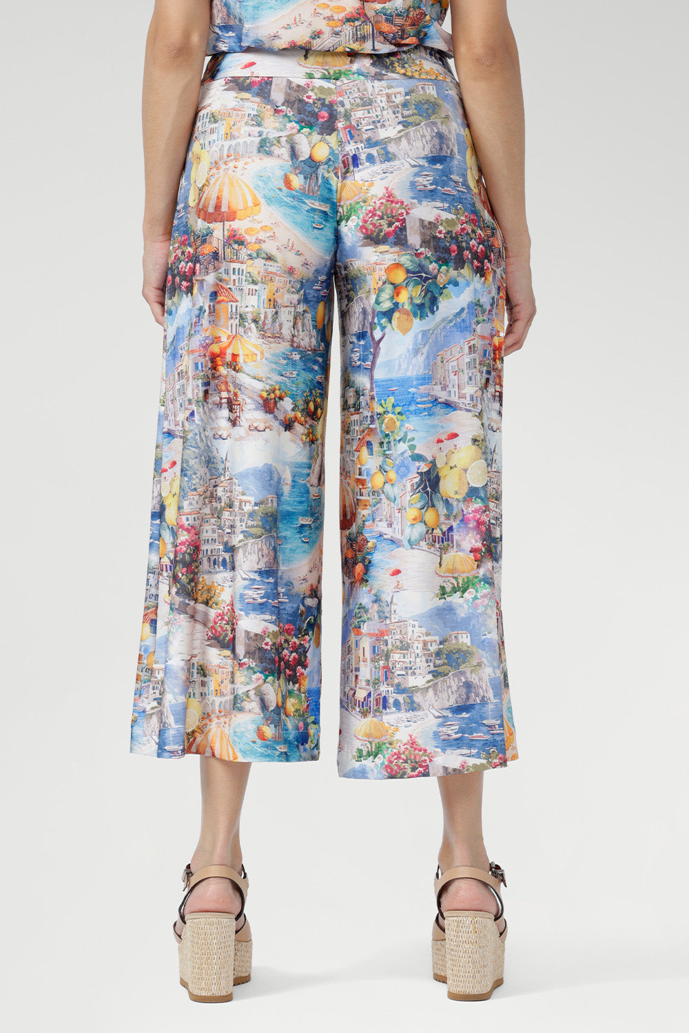 The Dany Culotte is a modern, easy-wear essential for work, travel, and everyday polish. 