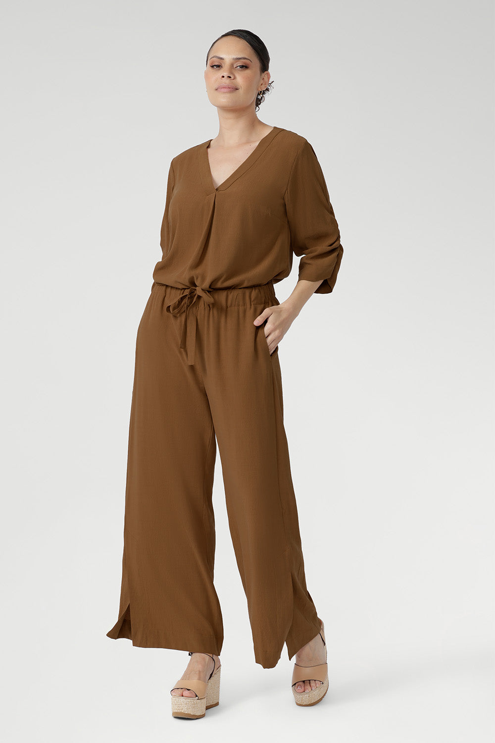 Made in Australia with integrity. Woven pant and top set made of luxe tencel viscose fabric.