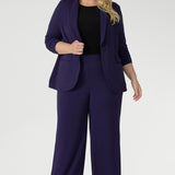 These pants create an effortlessly polished look that elevates any outfit.  Featuring practical angled front pockets, back darts for a flattering fit, and a discreet invisible front zip with an internal button, the Drew Pant balances style and functionality with ease. 