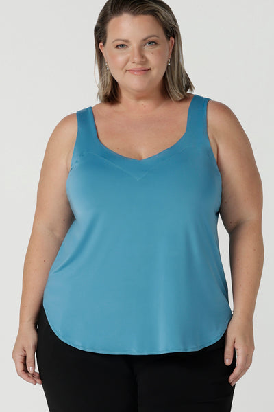 Size 18 woman wears the Eddy Cami top in Mineral is a curve friendly cami top with wide shoulder straps for bra strap coverage. Made in Australia for women size 8 - 24.