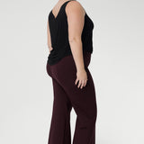 Sleeveless cami with a straight front and back hem keeps the look polished, while its reversible design gives you styling flexibility all week long. Proudly designed and made in Australia, the Harlee Top is your go-to solution for effortless, elevated dressing.