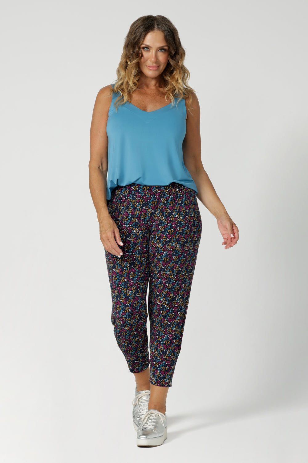 The Indi Pant is your ultimate travel companion, offering a blend of comfort and style that's perfect for busy days or relaxed weekends. The Indi pant is your ultimate travel companion, offering a blend of comfort and style that's perfect for busy days or relaxed weekends.