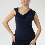 Versatile and effortlessly elegant, the Jordan Top is crafted from our signature dry-touch stretch jersey, offering a soft, comfortable fit with a polished finish. 