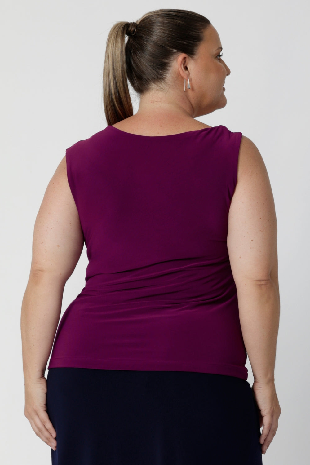 Crafted in a bold magenta colour, this top is perfect for pairing with both plain pieces for a pop of vibrant colour or prints for a fun, mixed-media look. Its straight hem offers great styling versatility, allowing it to be tucked in for a polished, professional look or left out for a more relaxed, easygoing style.