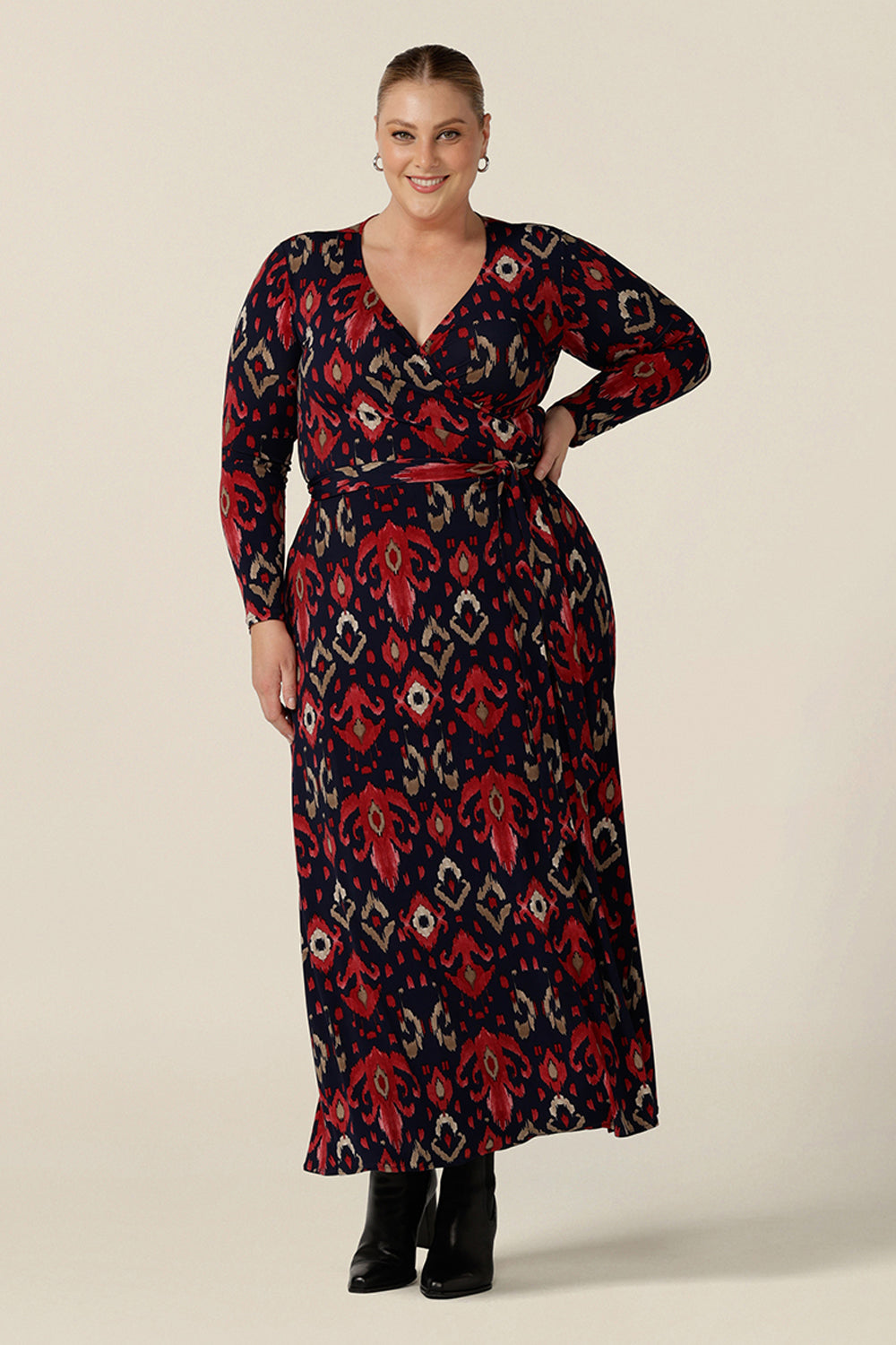 A great maxi dress for plus size women, the Kimberly Maxi Dress in Ikat  is a full length jersey wrap dress with long sleeves. Shown on a size 18 woman, this maxi dress is made in Australia in sizes 8 to 24.