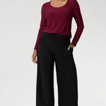 Perfect as a standalone piece or worn under jackets and knitwear, this fitted women’s top is a must-have staple for cooler days and transitional weather. 