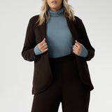 A standout detail is the double-ended zip front, allowing you to customise your look with endless styling possibilities—from fully zipped for a clean finish to partially open for a more relaxed edge. Back side panels enhance the fit. Plus size friendly workwear collections, Australia Made.