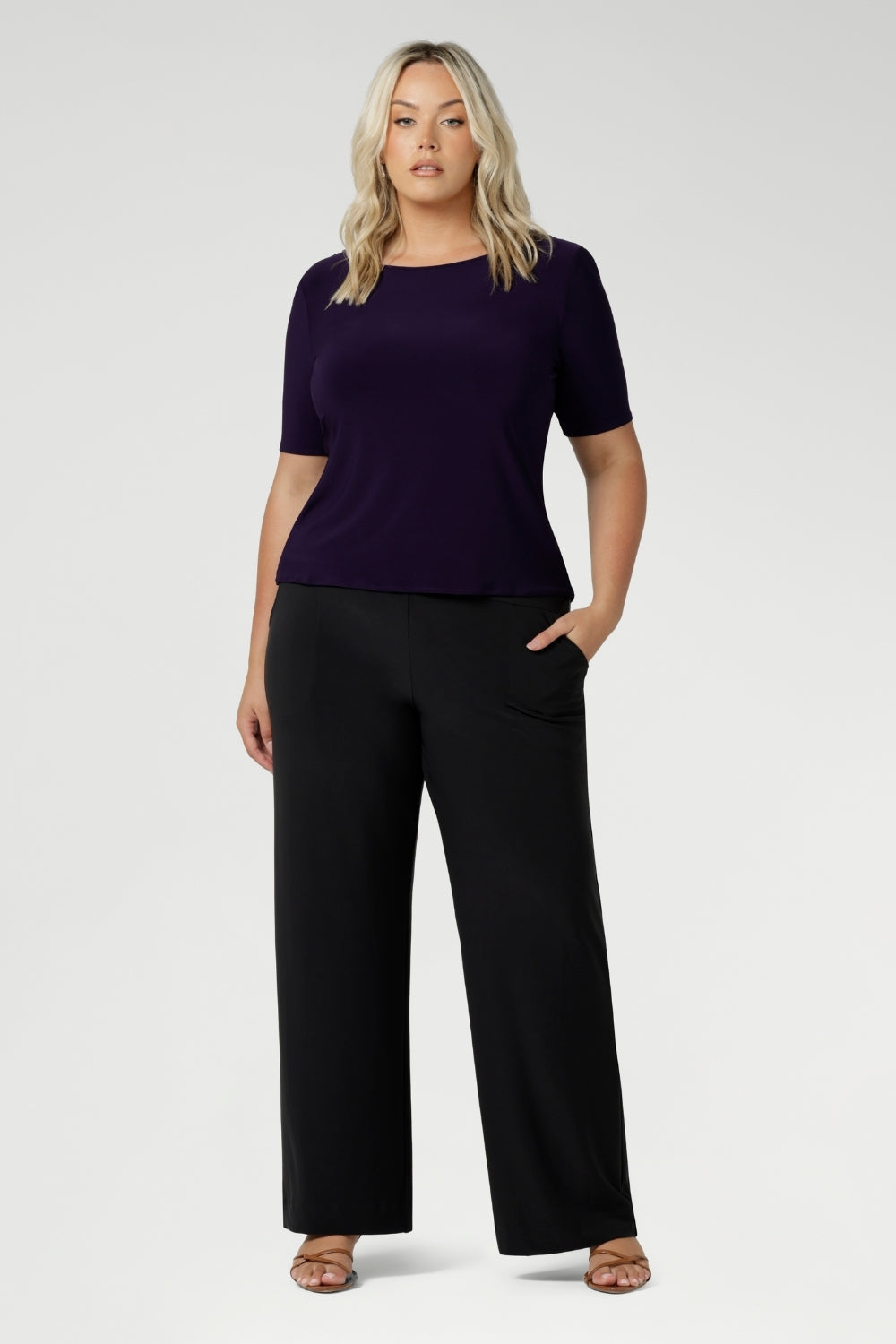 The Monroe Pant is our best-selling workwear pant, crafted from a luxurious heavy-weight jersey that drapes beautifully and offers all-day comfort. Designed for the modern woman, these pants are part of our Fluid Suiting collection, making them the perfect choice for a soft-tailored look. 