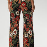 Our best selling Monroe Pant is made from our luxe jersey base that drapes beautifully and feels comfortable to wear all day. Available in sizes 8 to 24 and offered in three different pant lengths, there's a perfect fit for every woman.
