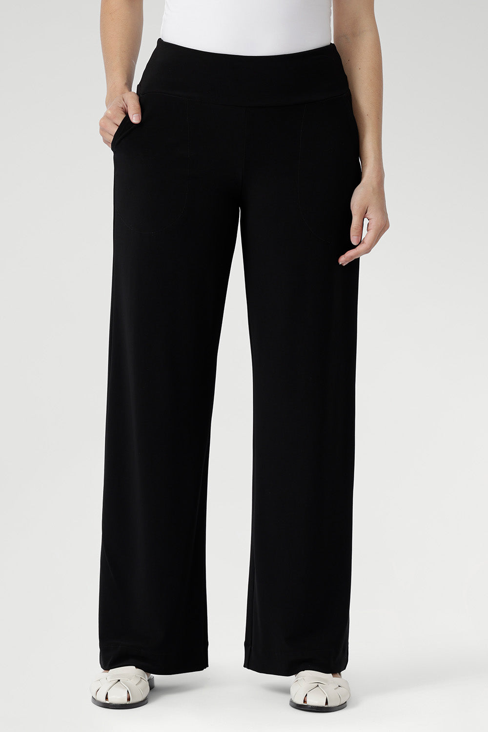 Designed with a pull-on fit, deep double-layer waistband, side pockets, and straight-leg cut, it’s perfect for pairing with items from our fluid-suiting collection. Australian made and available in sizes 8-24, with three convenient lengths.