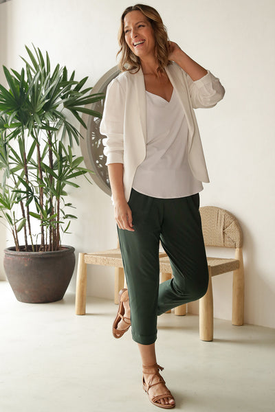 Shop soft tailoring online at Leina and Fleur and find fashion for the over 40s in all sizes from petite to plus sizes.