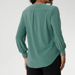 For a more defined shape, simply size down. Perfect for layering under jackets, blazers, or coats. Paeton is a versatile piece that transitions effortlessly through the seasons. Available in sizes 8 to 24, it’s a must-have for chic, comfortable dressing and winter layering. 