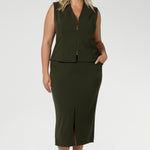 The Pennyworth Vest is crafted to offer endless styling options, thanks to its double-ended zip, allowing for versatile wear. Elevate your style with this chic and functional addition to your closet. Made from a luxurious Scuba Crepe Jersey fabric, it provides a soft, textured feel with comfortable stretch.