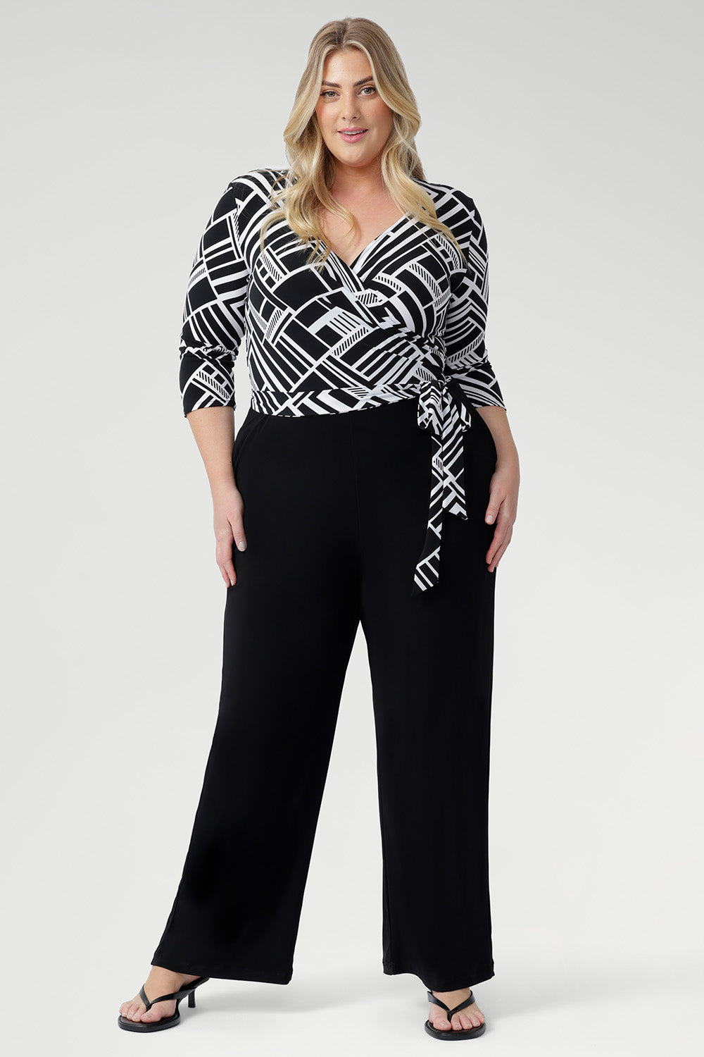 The Puzzle Jumpsuit in Moderno is a statement-making one-piece crafted from our signature dry-touch jersey with soft stretch, designed to offer effortless style and all-day comfort. 