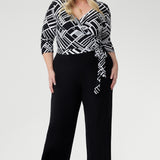 The Puzzle Jumpsuit in Moderno is a statement-making one-piece crafted from our signature dry-touch jersey with soft stretch, designed to offer effortless style and all-day comfort. 