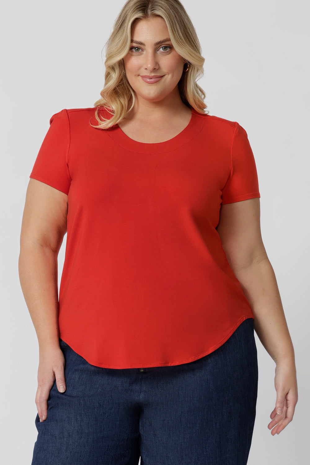 Perfect for all-day comfort, our Sawyer Top is the ultimate travel essential and part of our Street Bamboo collection. With a buttery-soft hand-feel and thermoregulating properties, these pieces will take style with comfort to a new level.