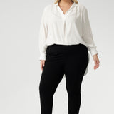 Skinny Leg Pant in Black