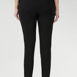 Skinny Leg Pant in Black