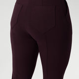 Skinny Leg Pant in Wine