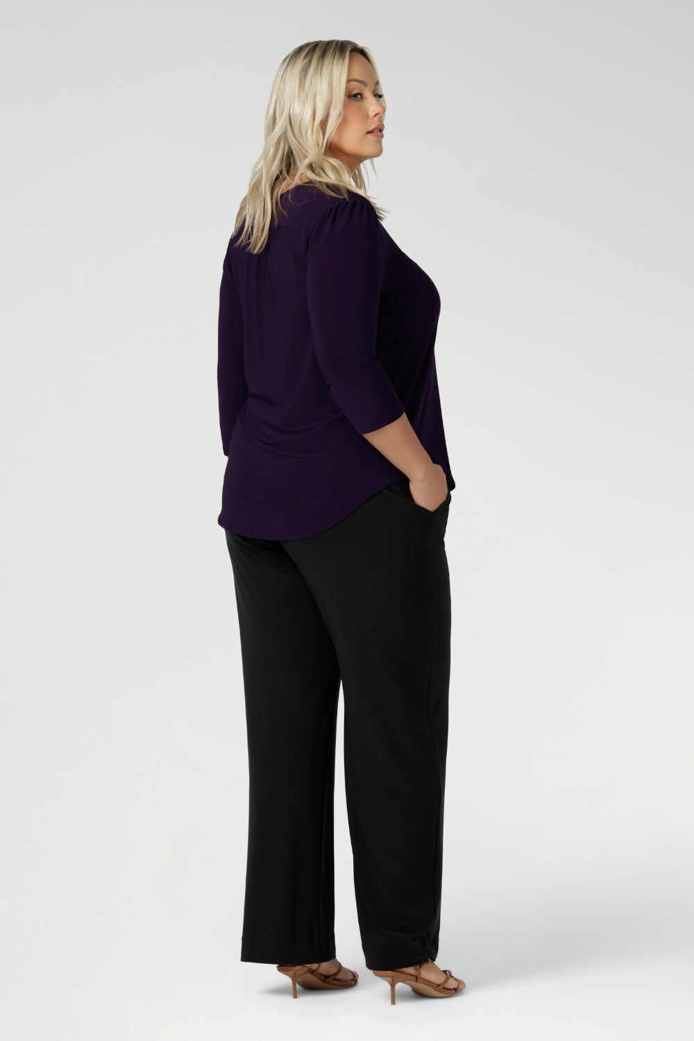 The Vida Top in Amethyst! A V-neck top with 3/4 sleeves, this purple jersey top is is easy to wear and easy-care. Wear this top with workwear separates as an office top or dress down with casual pants as a comfortable top for the weekend. Made in Australia by Australian and New Zealand women's clothes brand, Leina & Fleur. 