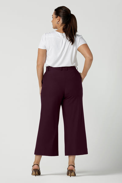 Back view of size 12 Yael Pant in Mulberry. High waist tailored pant with pockets and fly front. Comfortable corporate work pants. Made in Australia for women size 8 to 24.