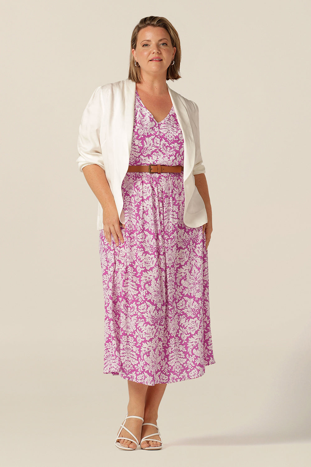 Tailored blazer with turn-back cuffs made from breathable, natural, eco-friendly fibres