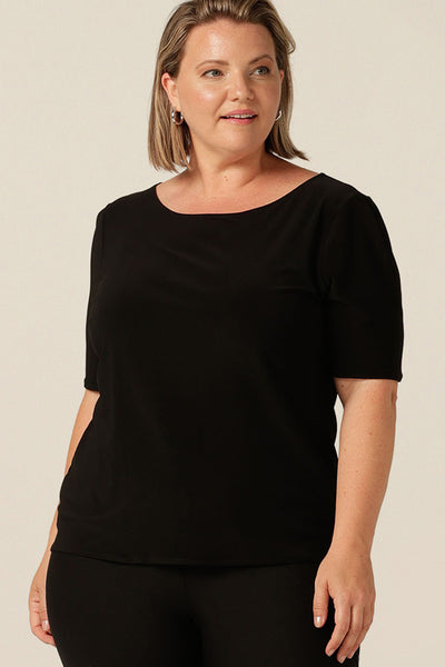Work friendly, slim fit, jersey top with round neckline and short sleeve